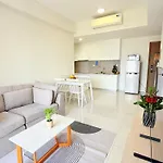 2 Bedroom River View Gym &Pool At Masteri An Phu