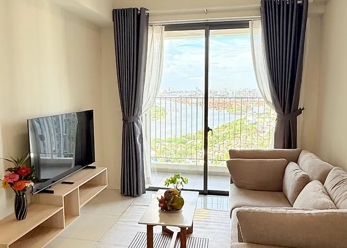 2 Bedroom River View Gym &Pool At Masteri An Phu